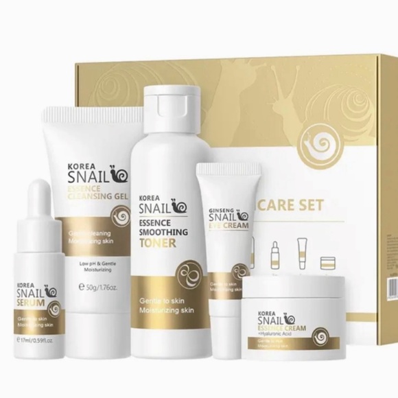Other - T430 5 Piece Lux Snail Korean Skin Care Set